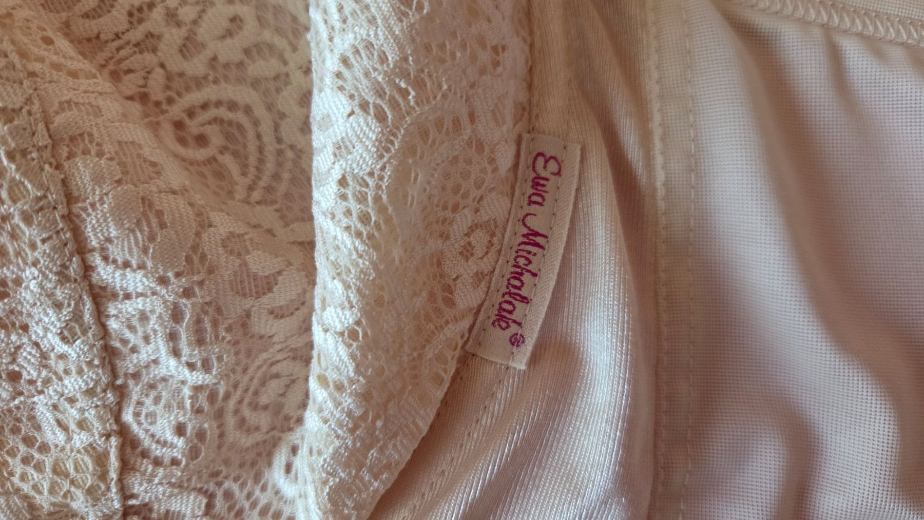 Sonstige Unterwäsche: Ewa Michalak Bügel BH 75H – Gebraucht aus Weggis von Leeclipse 3