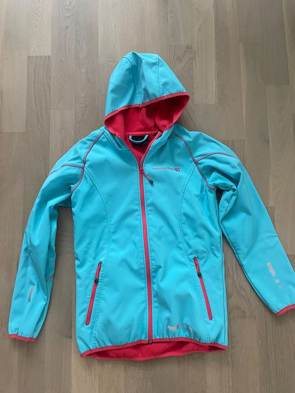 Trevolution Jacken & Mäntel: Softshell Jacke Mädchen Gr. 152 – Gebraucht aus Gerolfingen von Aja1
