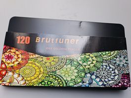120 Buntstifte auf Öl Basis