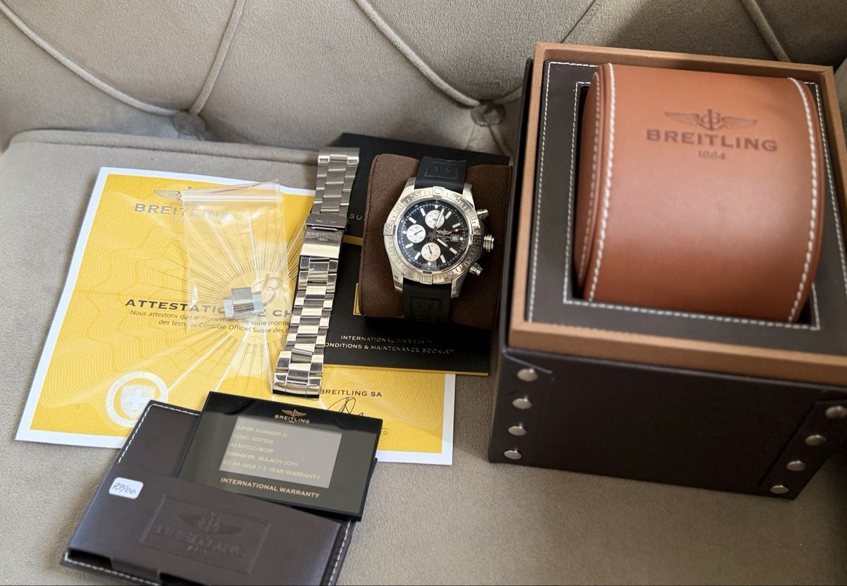Breitling Orologi: Breitling Super Avenger II Chronograph Blackbird, Ref. A1335 – Usato da Untersiggenthal venduto da kaanzurich