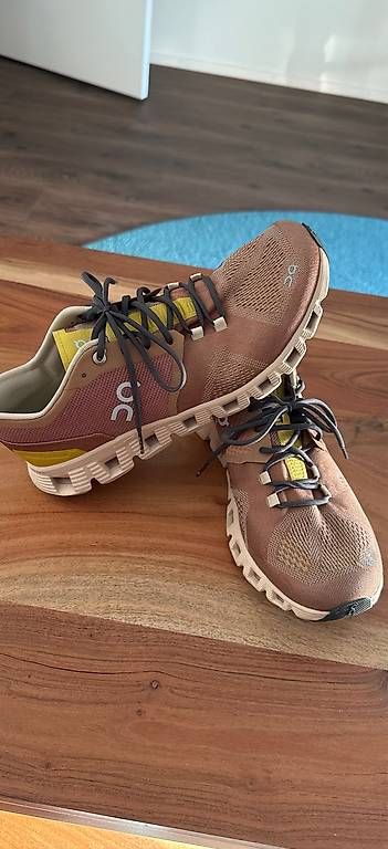 Chaussures hommes: On Cloudtec 42/10 – D'occasion à Diessenhofen par Vivich79 1