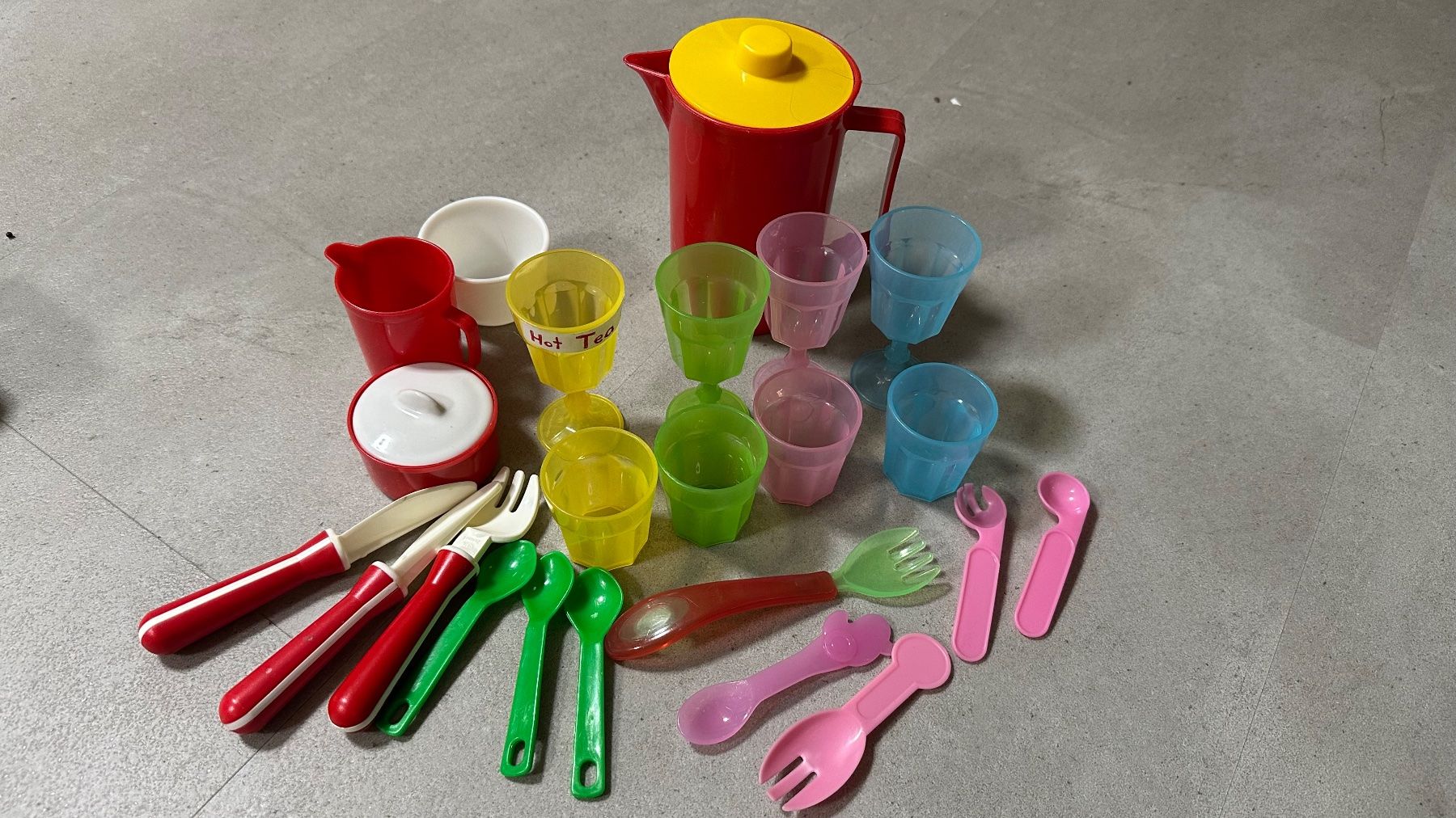 Giocattoli: Kinder Spielgeschirr – Usato da Schönenbuch venduto da marisli80