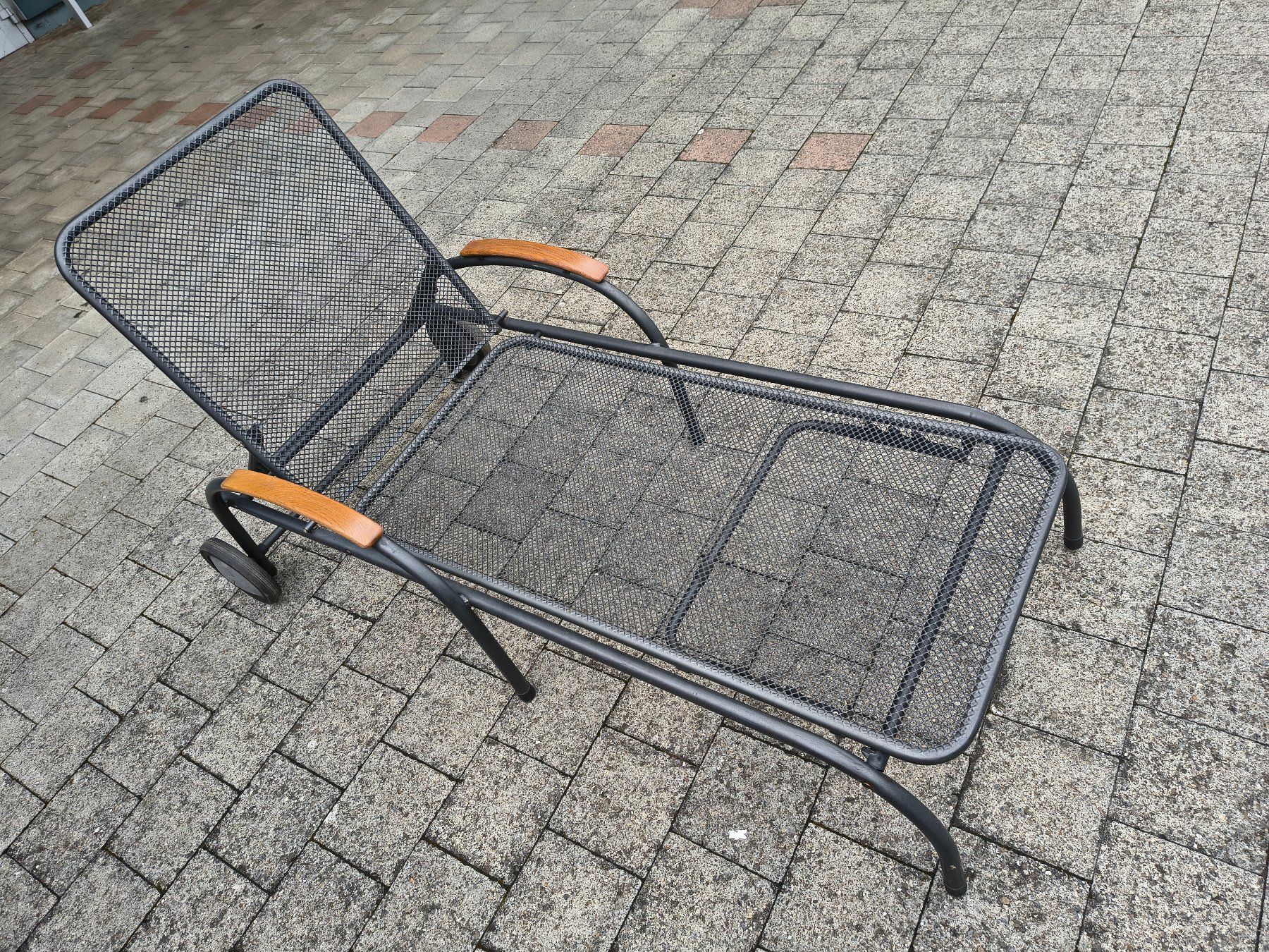 Sedie a sdraio: Liegestuhl mit Patchwork-Polster für den Sommer – Usato da Gebenstorf venduto da Mar-imH25 1