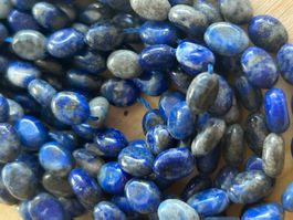 Strang echte Lapislazuli oval 6 x 8 mm