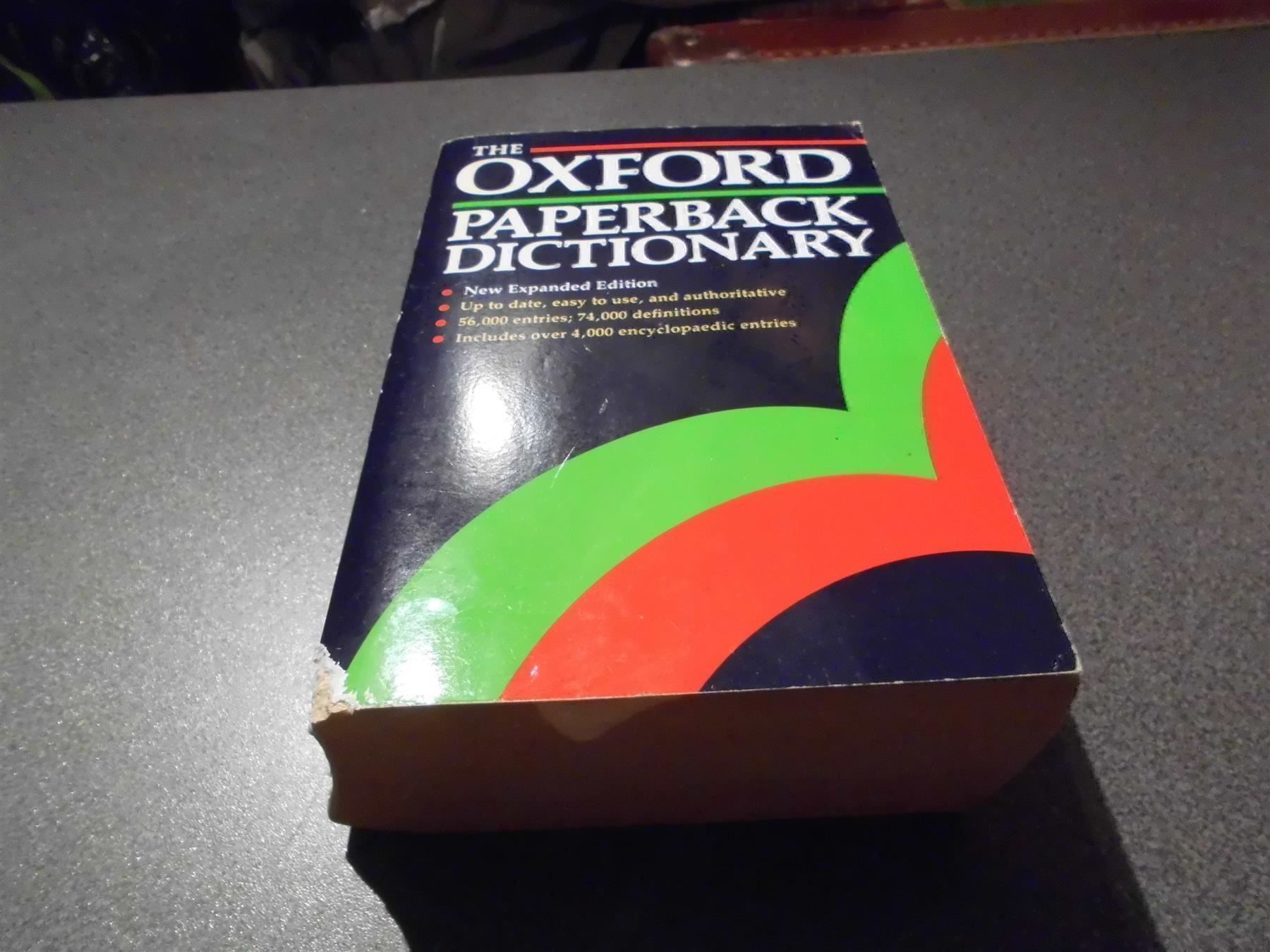 Libri: The Oxford Paperback Dictionary – Usato da Zürich venduto da Motzkuh