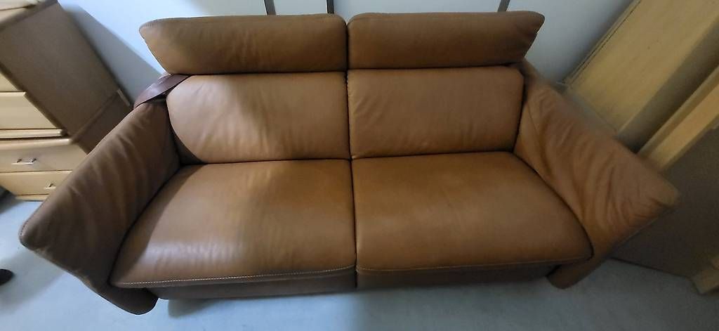 Divani: Elegantes Ledersofa – Usato da Dürrenäsch venduto da Noana1108 2