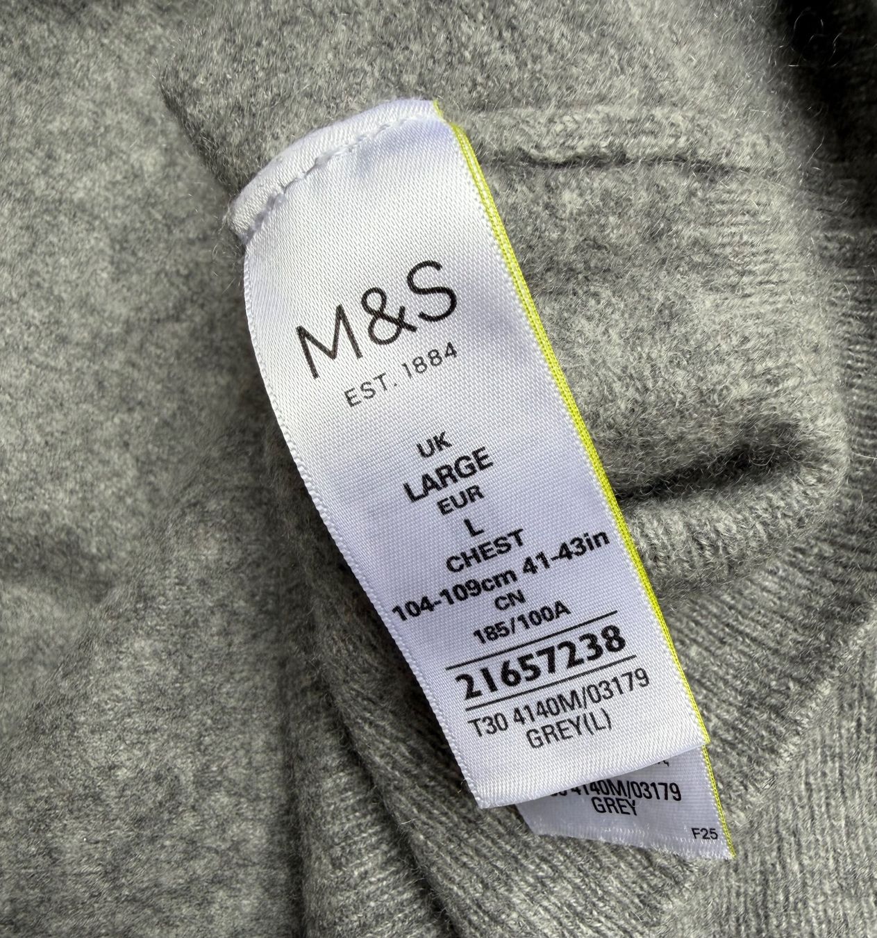 Maglioni & Felpe: Autograph Kaschmir Pullover Gr.L – Usato da Unterägeri venduto da Jutka_04 2