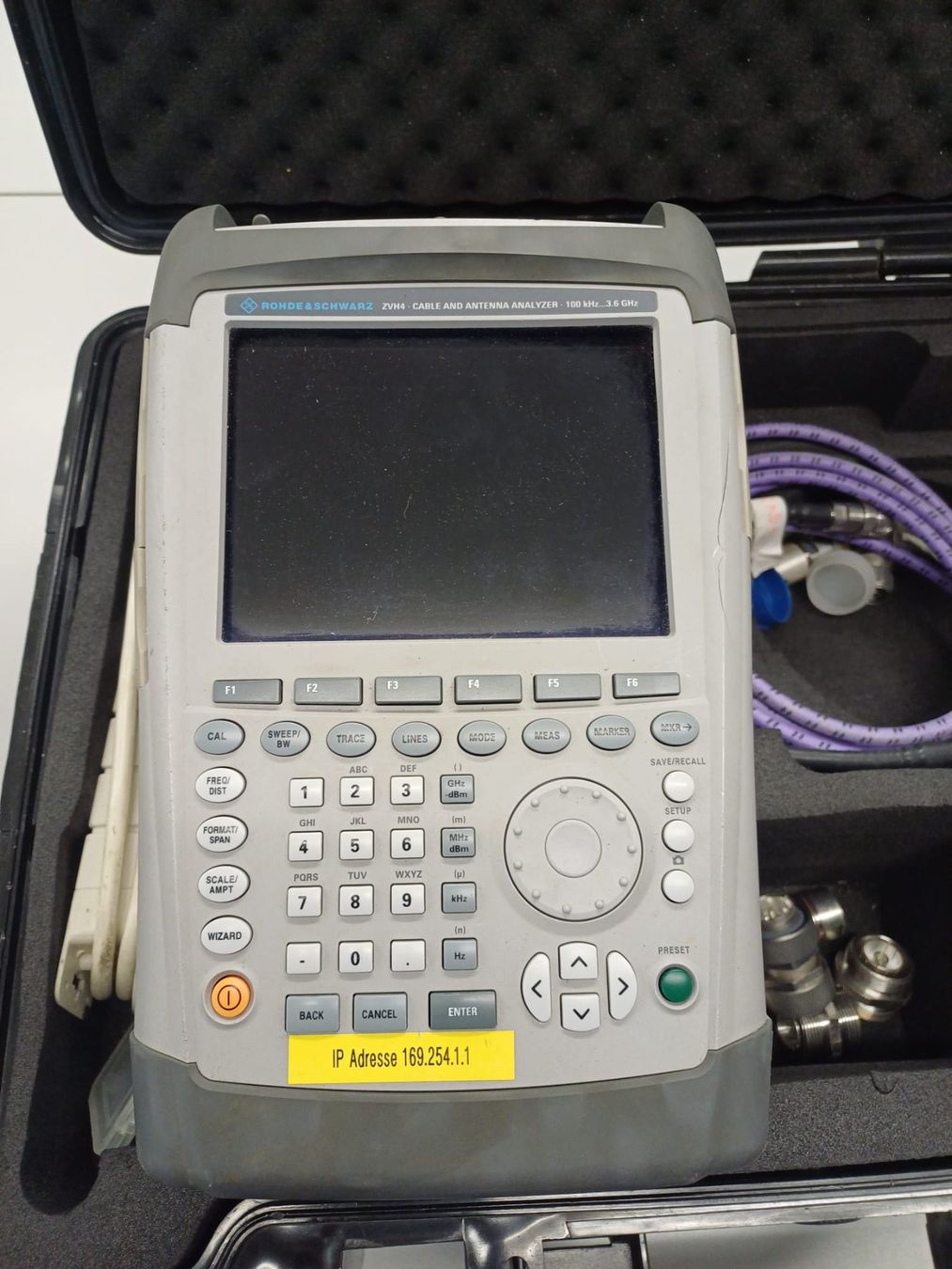 Misurare: Rohde & Schwarz ZVH4 Cable & Antenna Analyzer – Usato da Sursee venduto da Network_41AG