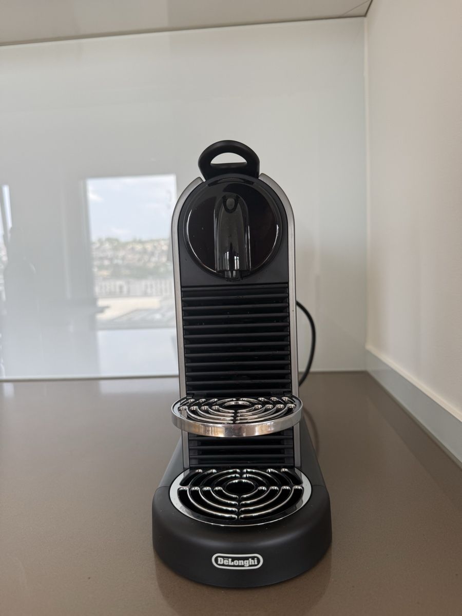 Nespresso Macchine per caffè & Macchine per espresso: Nespresso CitiZ Platinum D Titan – Usato da Zürich venduto da fluzue 1