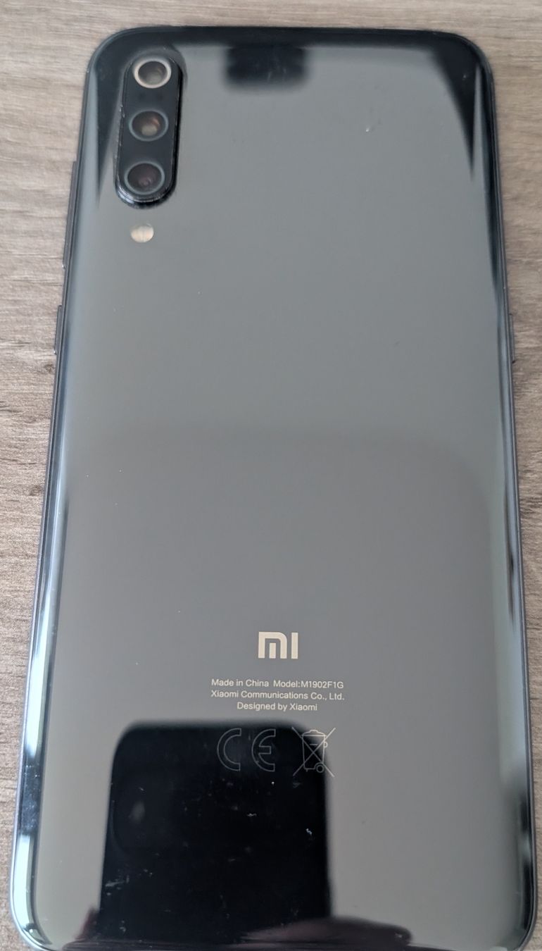 Xiaomi Telefoni cellulari / Smartphones: Xiaomi Mi 9 128GB Schwarz – Usato da Spiez venduto da Tomweader