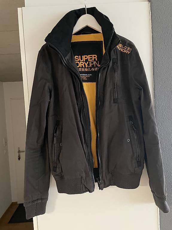 Superdry Giacche: Superdry Herren Jacke M – Usato da oensingen venduto da df1988