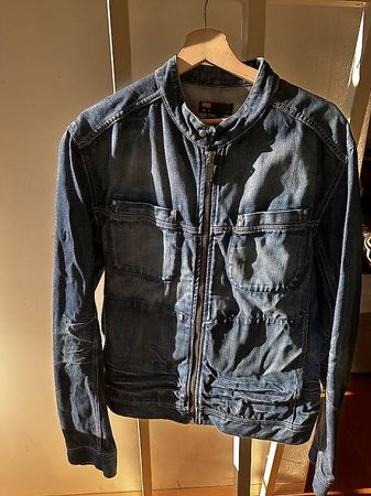 Blouson jean de la marque Diesel, taille XL