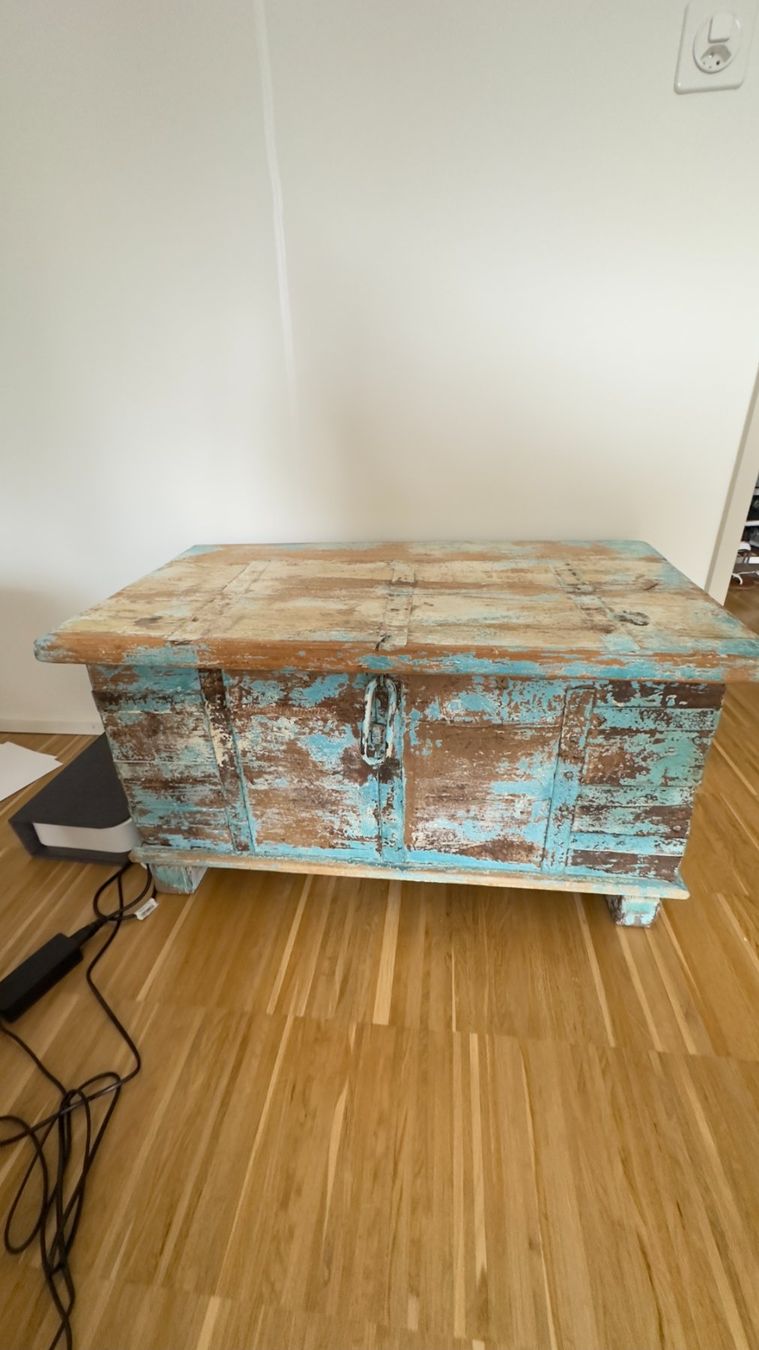 Truhen: Truhe aus Teakholz / shabby chic – Gebraucht aus Zürich von Elvirac01 1