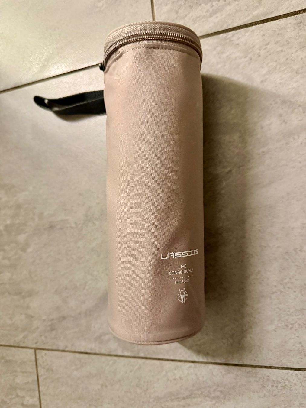 Trinkflaschen & Thermosflaschen: Thermo Flaschenhalter - Lässig – Neu (gemäss Beschreibung) aus Bülach von Loredana13