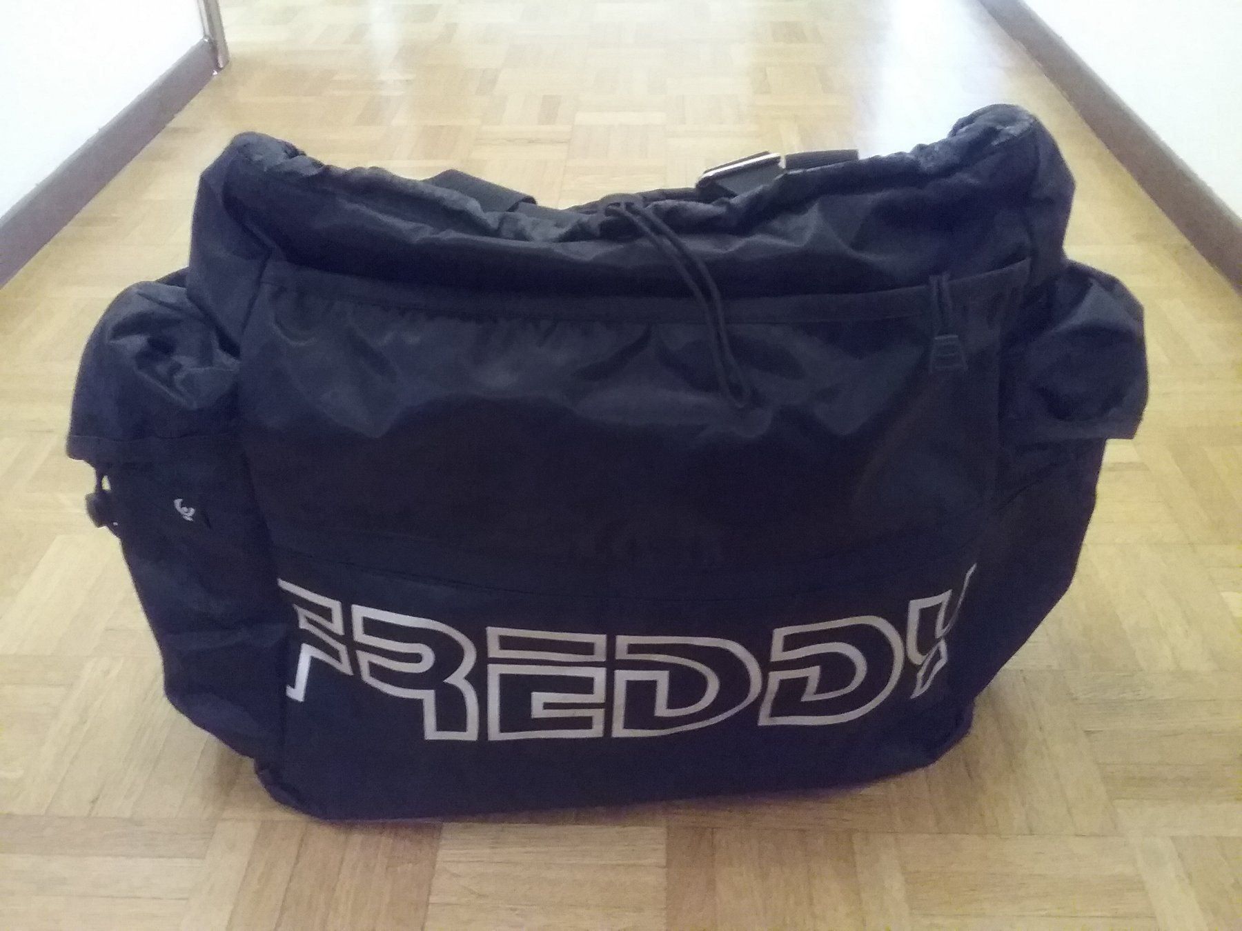 Taschen: Borsa da sport - Sporttasche – Gebraucht aus Camorino von c_raf 1
