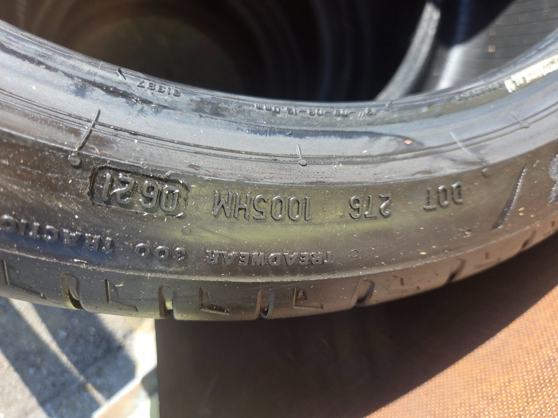 Pneumatici & Ruote complete: 235 / 45 R 19  95W Bridgestone – Usato da Fischbach-Göslikon venduto da Emanuel.Bardhi 5