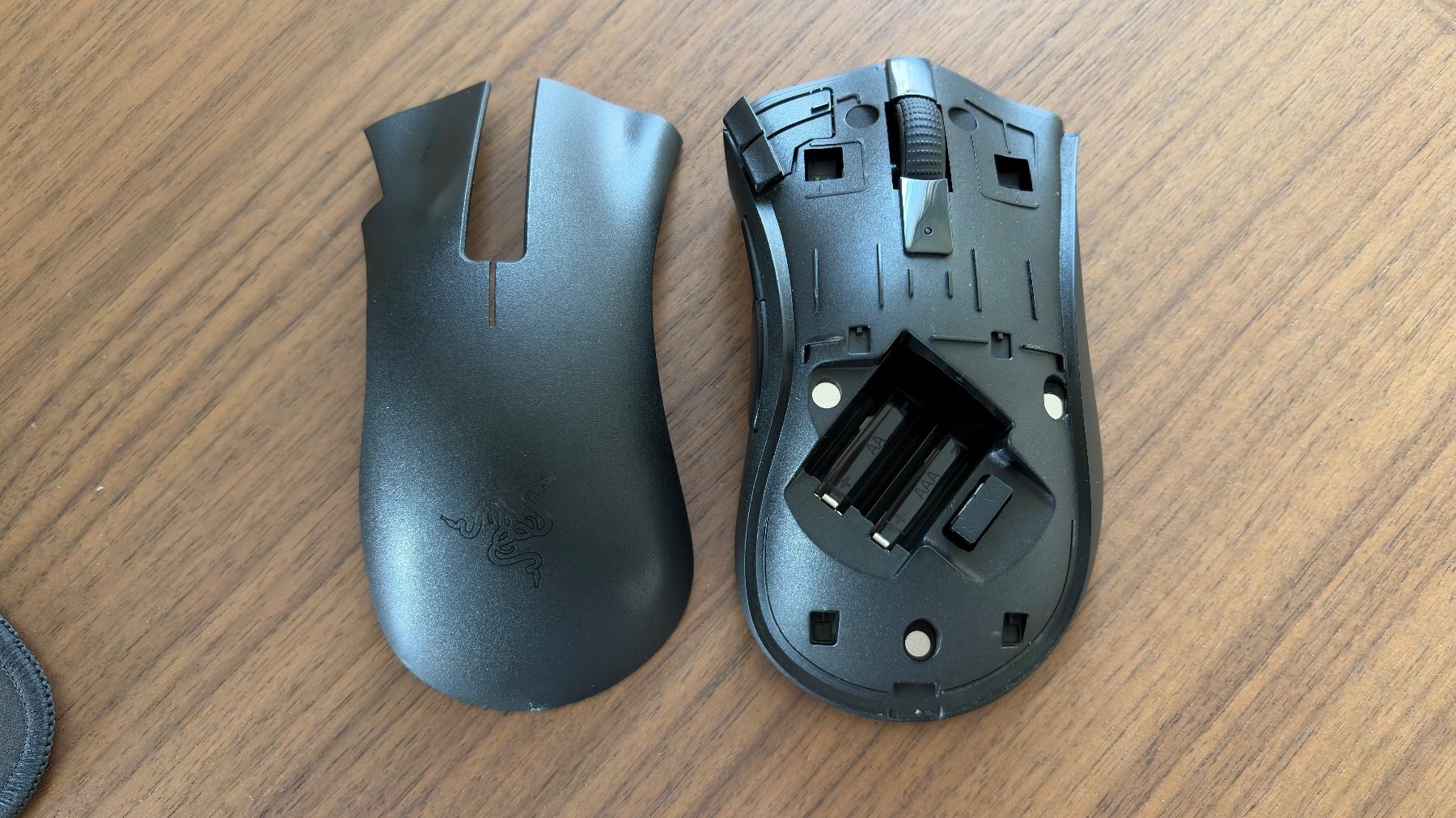 Razer Mouse: Razer Deathadder v2 X Hyperspeed Gamingmouse 2.4+Bluetooth – Usato da Granges-Paccot venduto da RiedelFr 4