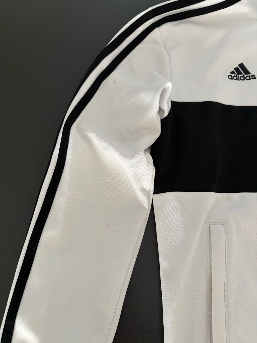 Adidas Jacken: Original Damen Juventus Trainerjacke  – Gebraucht aus Niederlenz von fed_y5mw 2