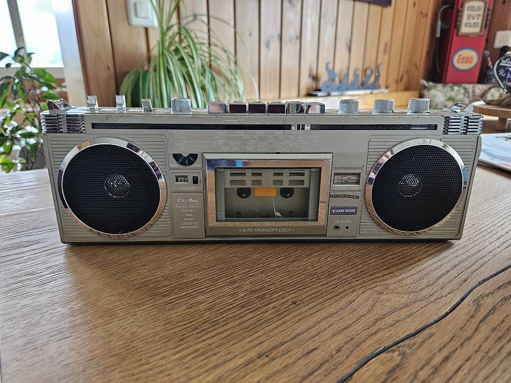 Registratori: Kassetten Recorder Radio – Difettoso da Sisikon venduto da bryke