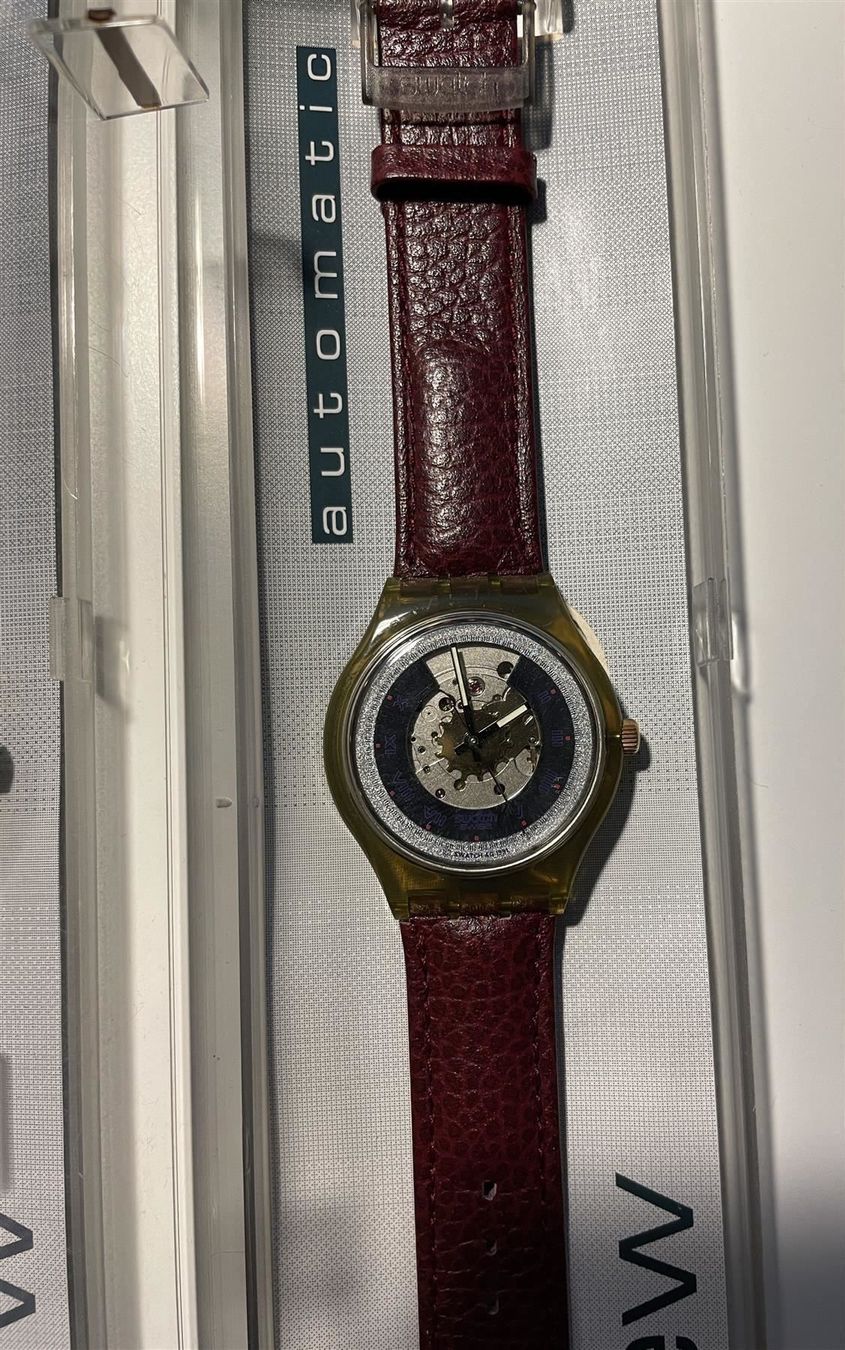 Swatch Orologi: SWATCH AUTOMATIC UHREN: GRüN UND ROT – Nuovo e nell'imballaggio originale da Buchs AG venduto da Byru 1