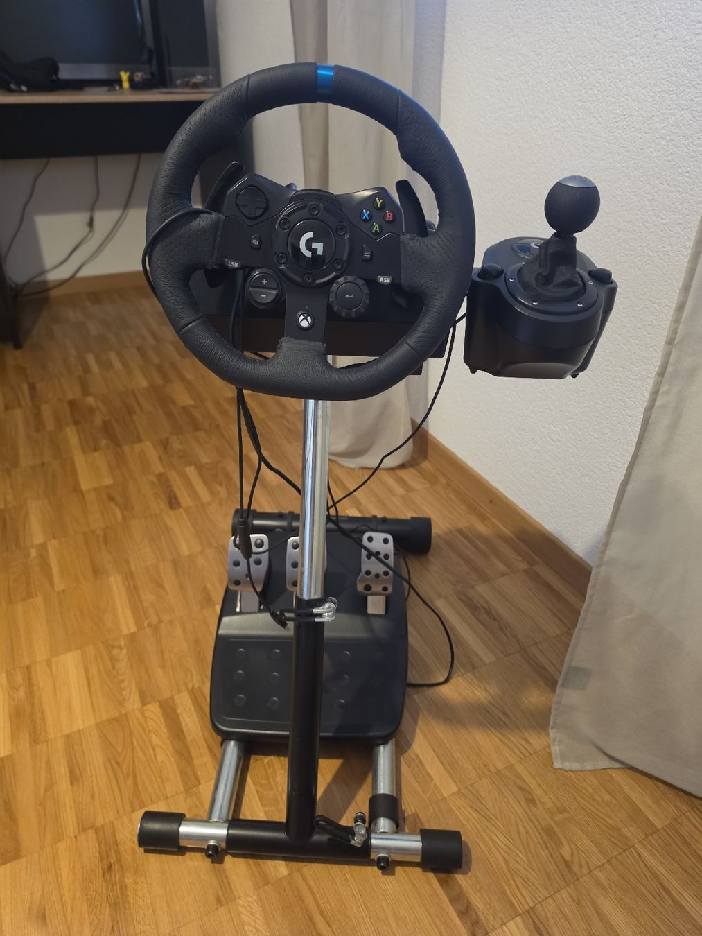 Logitech Controller: Logitech g923 SE + Wheel Stand Pro – Nuovo (secondo la descrizione) da St-Aubin FR venduto da cecjean