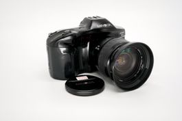 Minolta Dynax 9xi mit AF 28-105mm 1:3.5-4.5