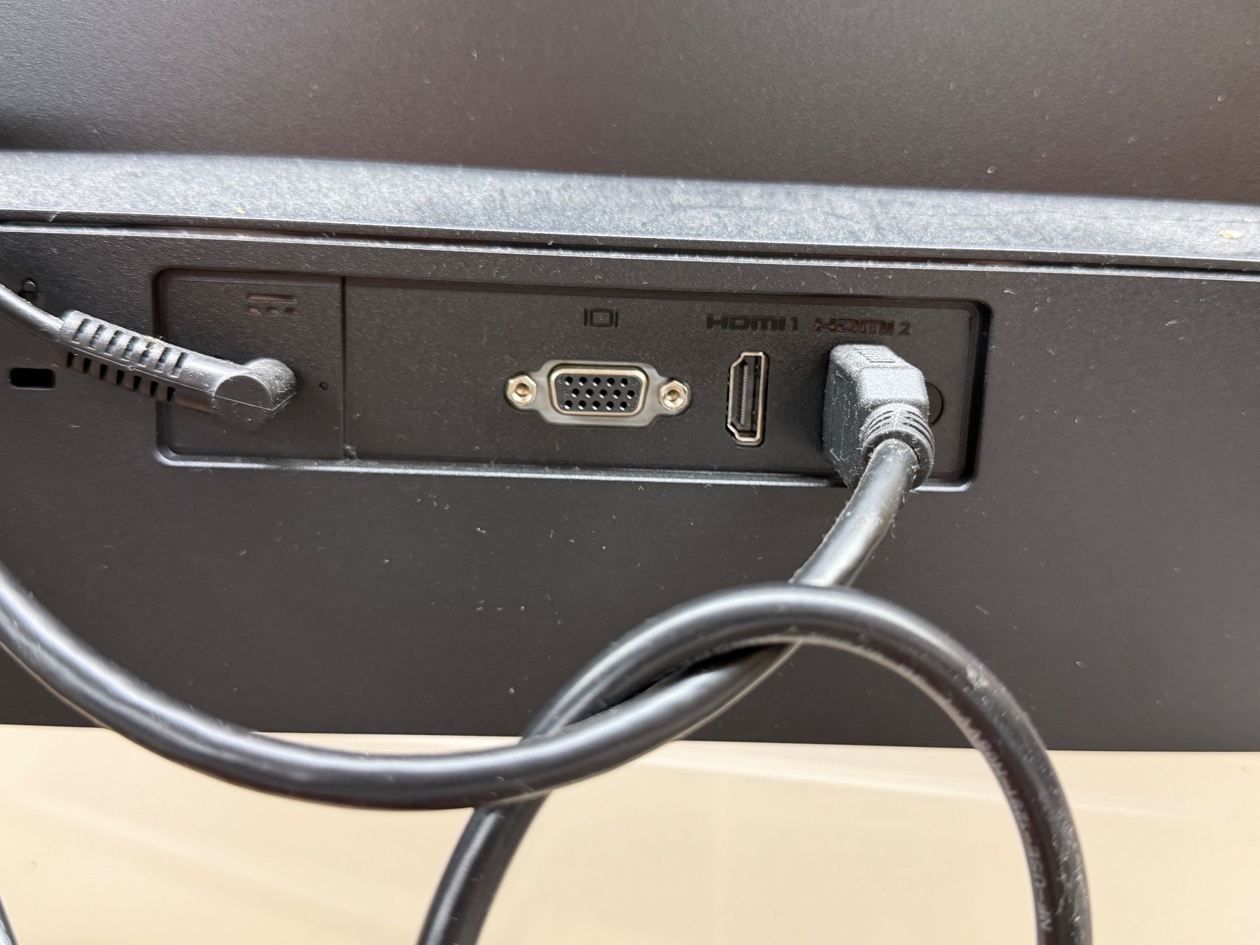Hewlett Packard Monitor: HP Computerbildschirm - super flach, Bildqualität – Usato da Steinen venduto da Rocket_84 4