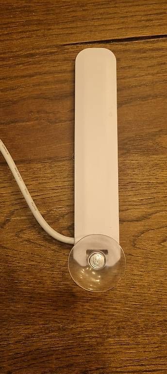 WiFi: Antenne pour capter 5G 4G avec ventouse – Nuovo (secondo la descrizione) da Veyrier venduto da Naoufel