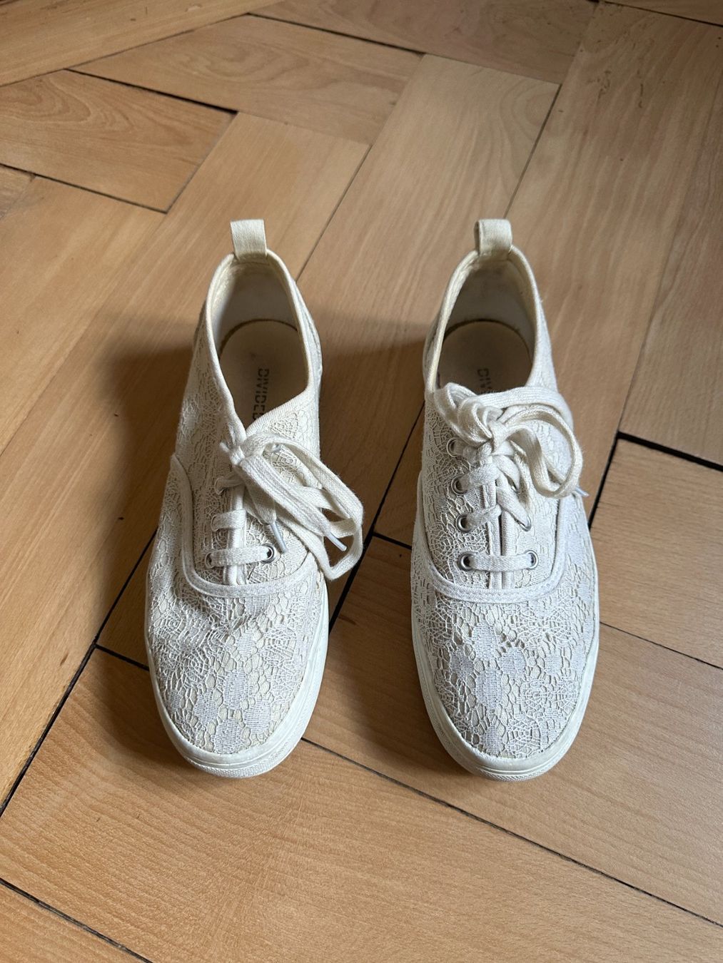 H&M Scarpe da donna: Spitzen Plateau Sneaker weiss - 38 – Usato da Zürich venduto da Diazaio 1