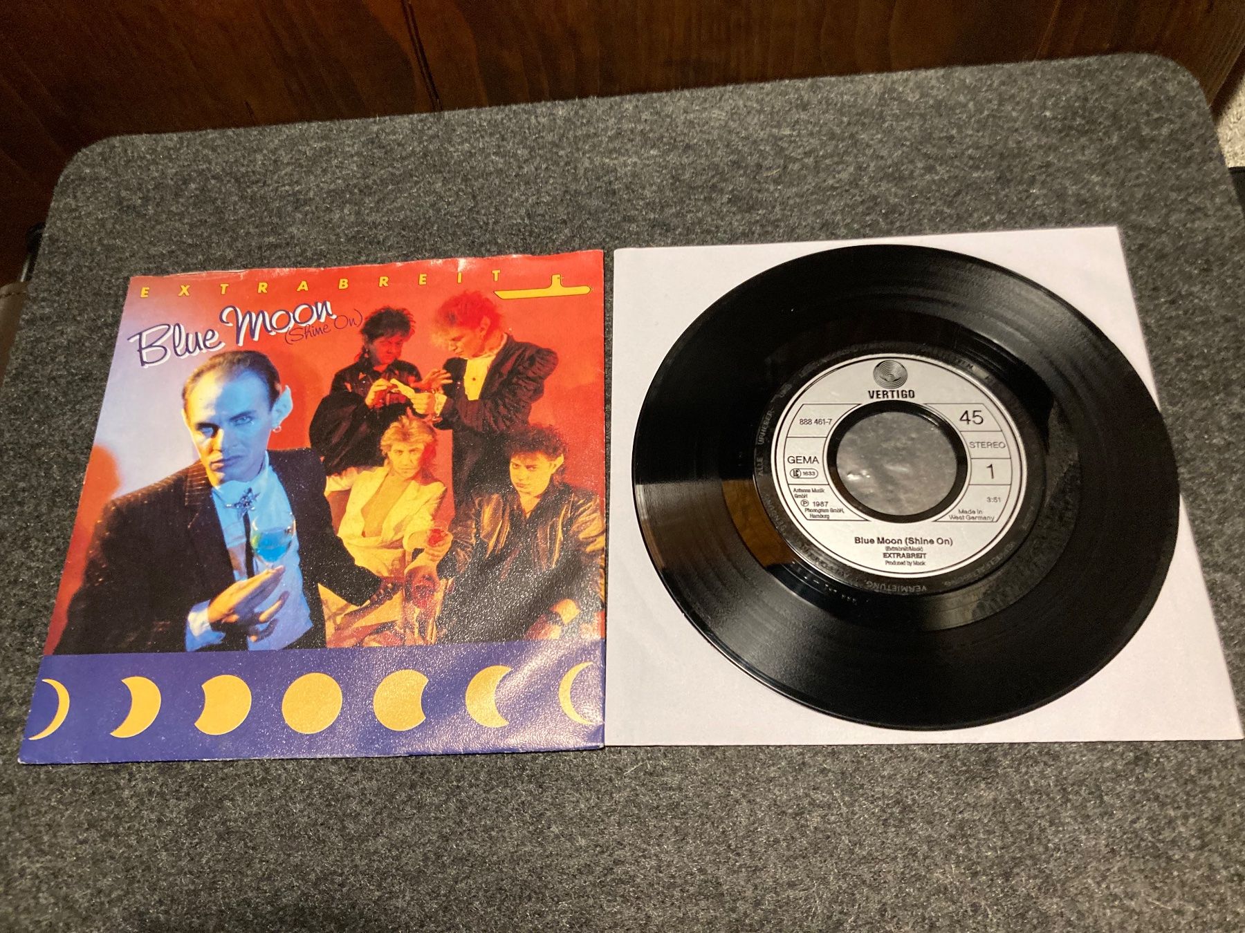 Dischi in vinile: Extrabreit - Blue Moon (Shine On) – Usato da Fribourg venduto da Karushi