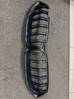 BMW M8 2023 Kühlergrill schwarz gebraucht