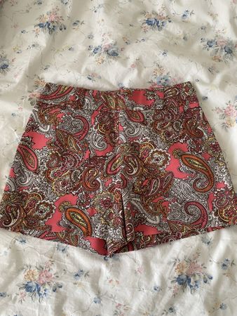 H&M Shorts, Size EU 34, Summer Fashion