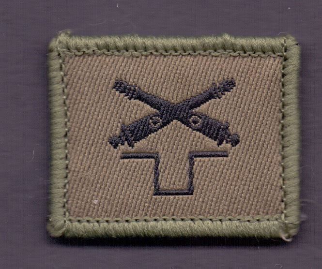 Schweizer Armee Placchette & Badge: Kanonier Festung – Nuovo e nell'imballaggio originale da Koblenz venduto da Himmelsreiter