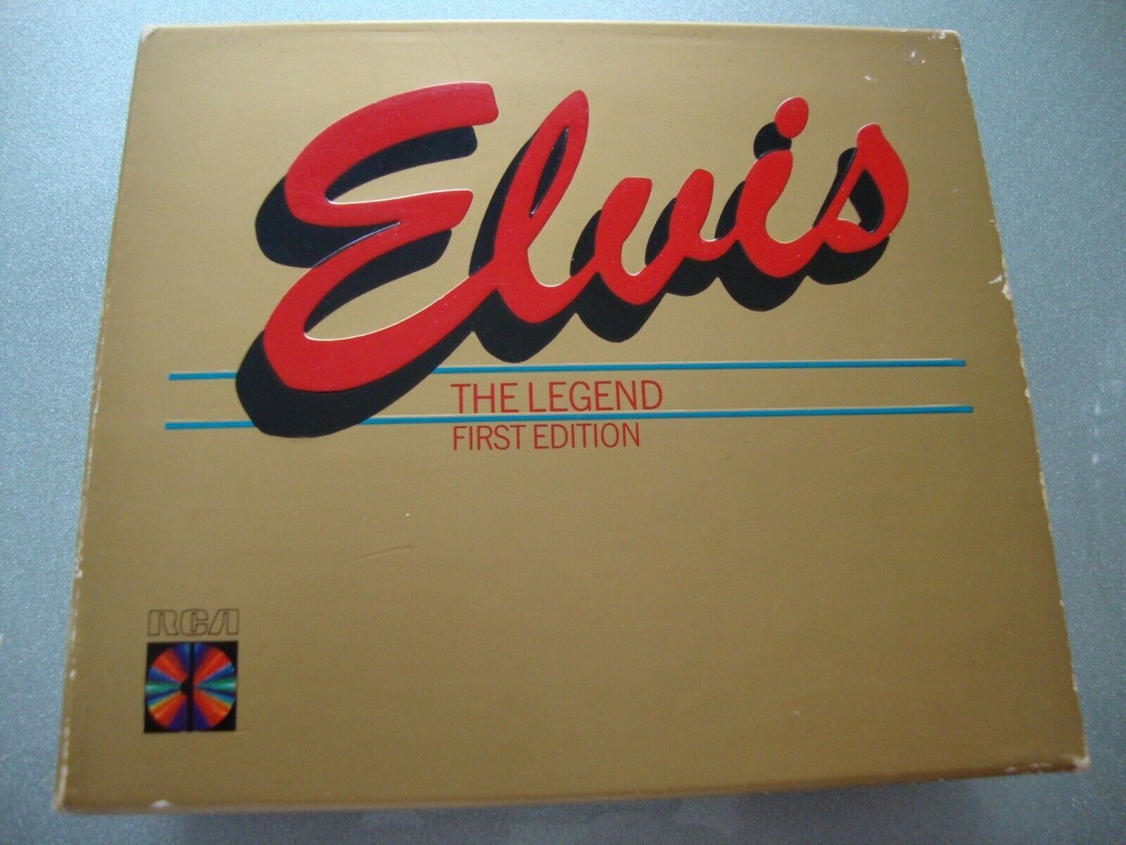 CD: ELVIS THE LEGEND FIRST LIMITED EDITION 3CD SET – Nuovo (secondo la descrizione) da basel venduto da oldtimer77