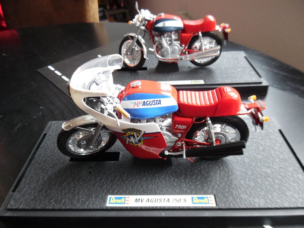 Motorrad Modelle 1 12