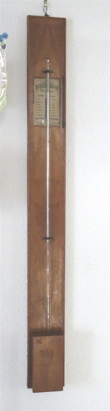 Altri elettrodomestici e apparecchi d’epoca: antiker, langer Wand-Barometer – Usato da Walzenhausen venduto da Hoppala79