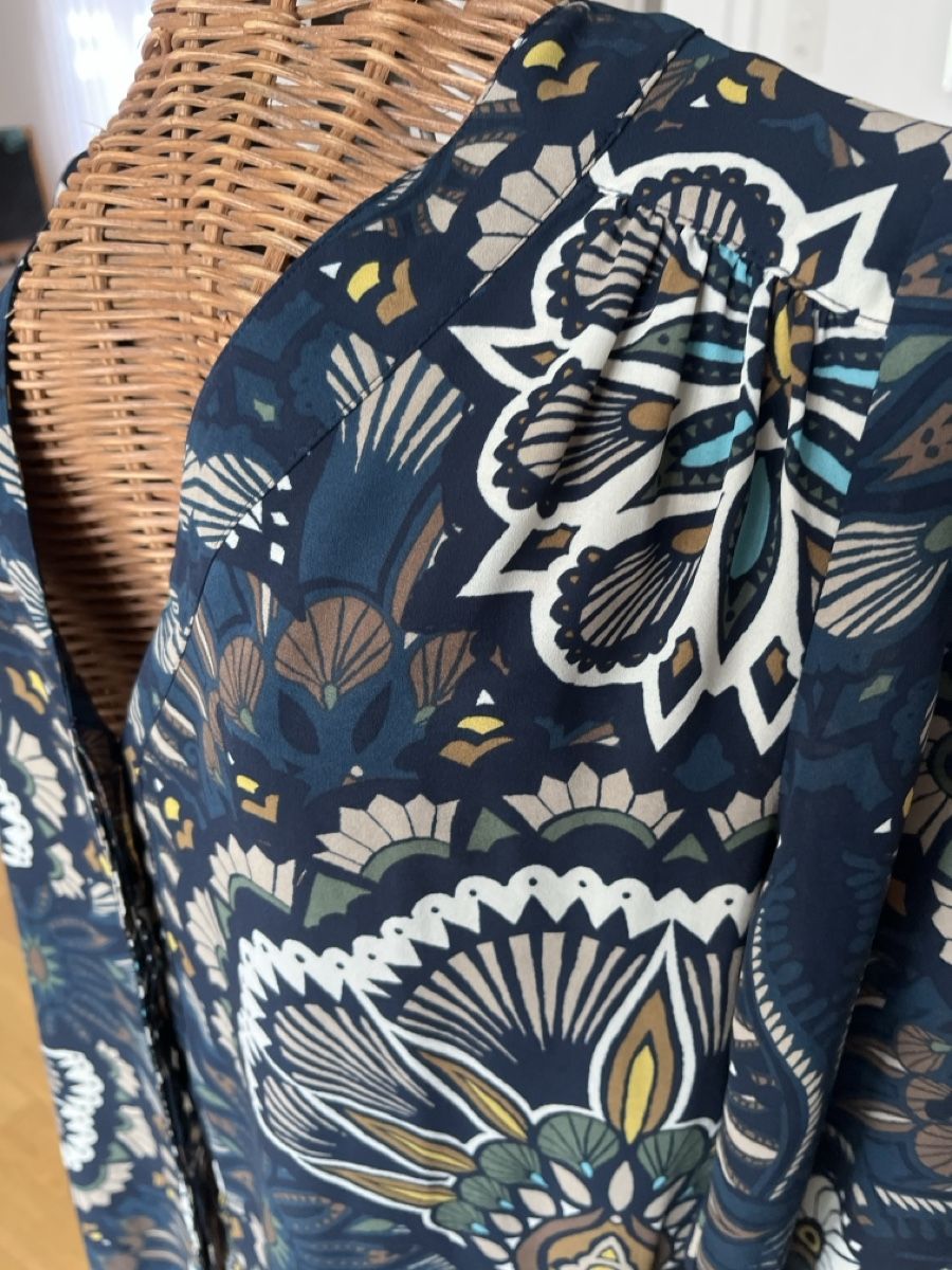 H&M Blusen: Bluse, H&M, 38 – Gebraucht aus Solothurn von Bobesch08 3