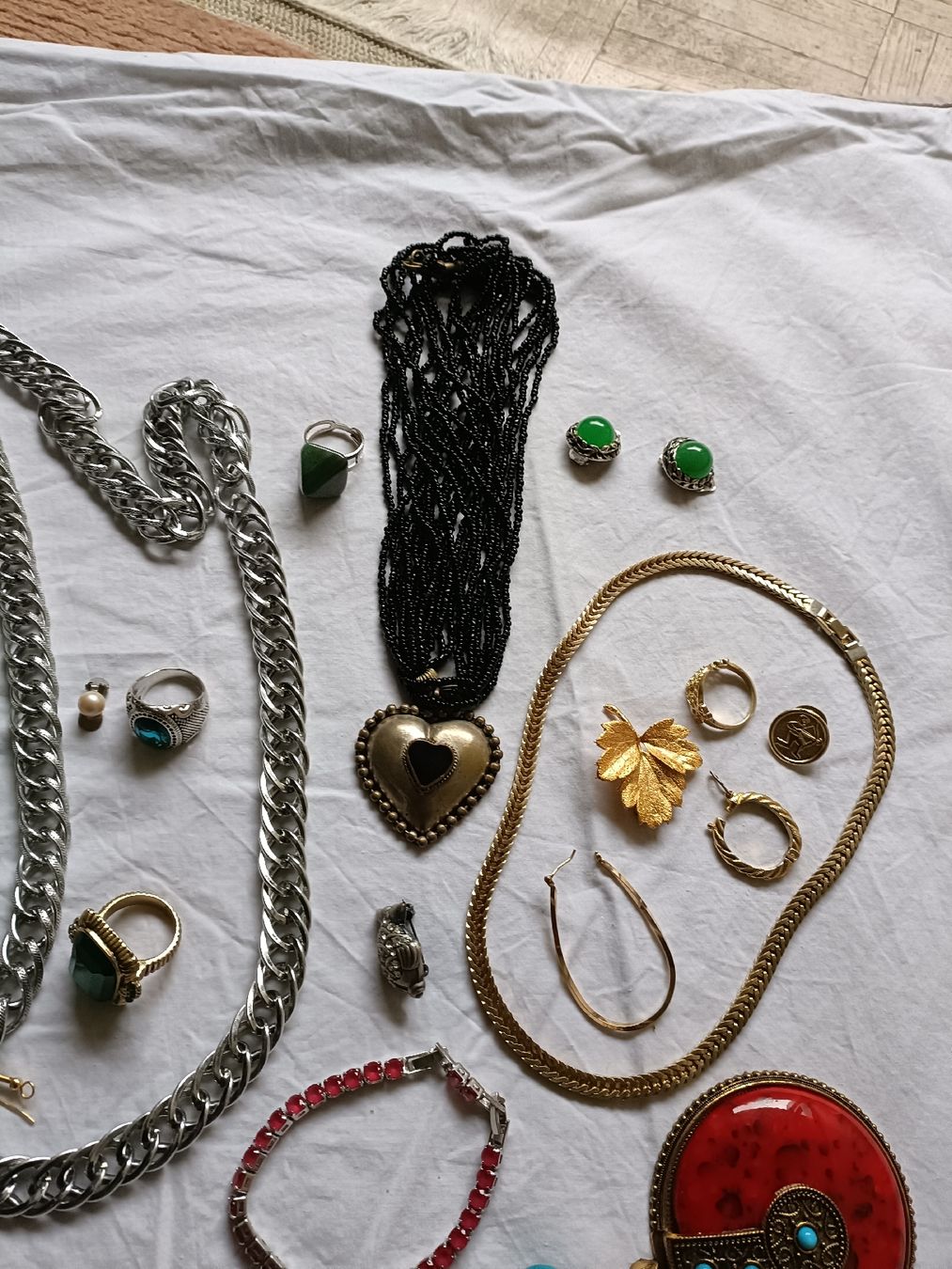 Altri gioielli: Diverse schmuck  – Usato da Uster venduto da gen_2njk 2