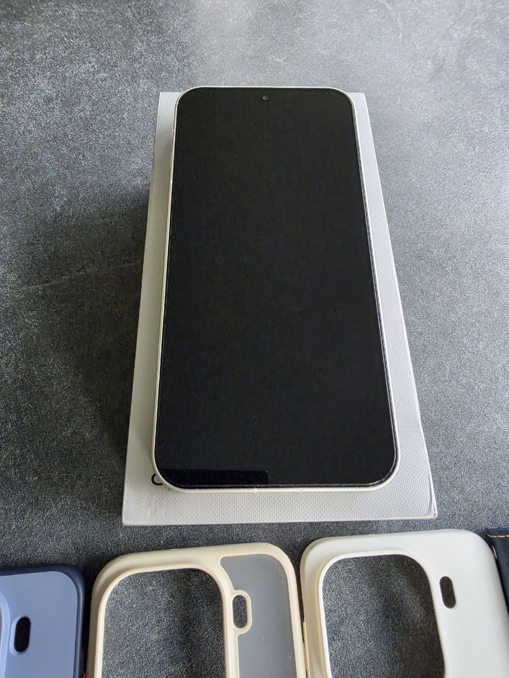 Oppo Portables: Oppo Find X9 Pro – Neuf (Voir description) à Schwyz par kur_77vh 1