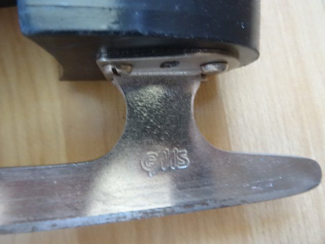 Pattini da ghiaccio: Schlittschuhe Damen Gr. 39 – Usato da Bazenheid venduto da Aebi55 2