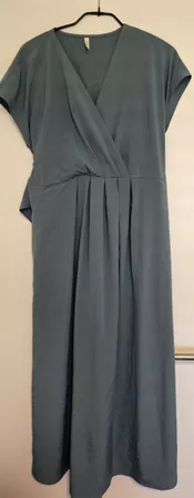 Damen Kleid grün mit Wickeloptik gebrauchter Zustand
