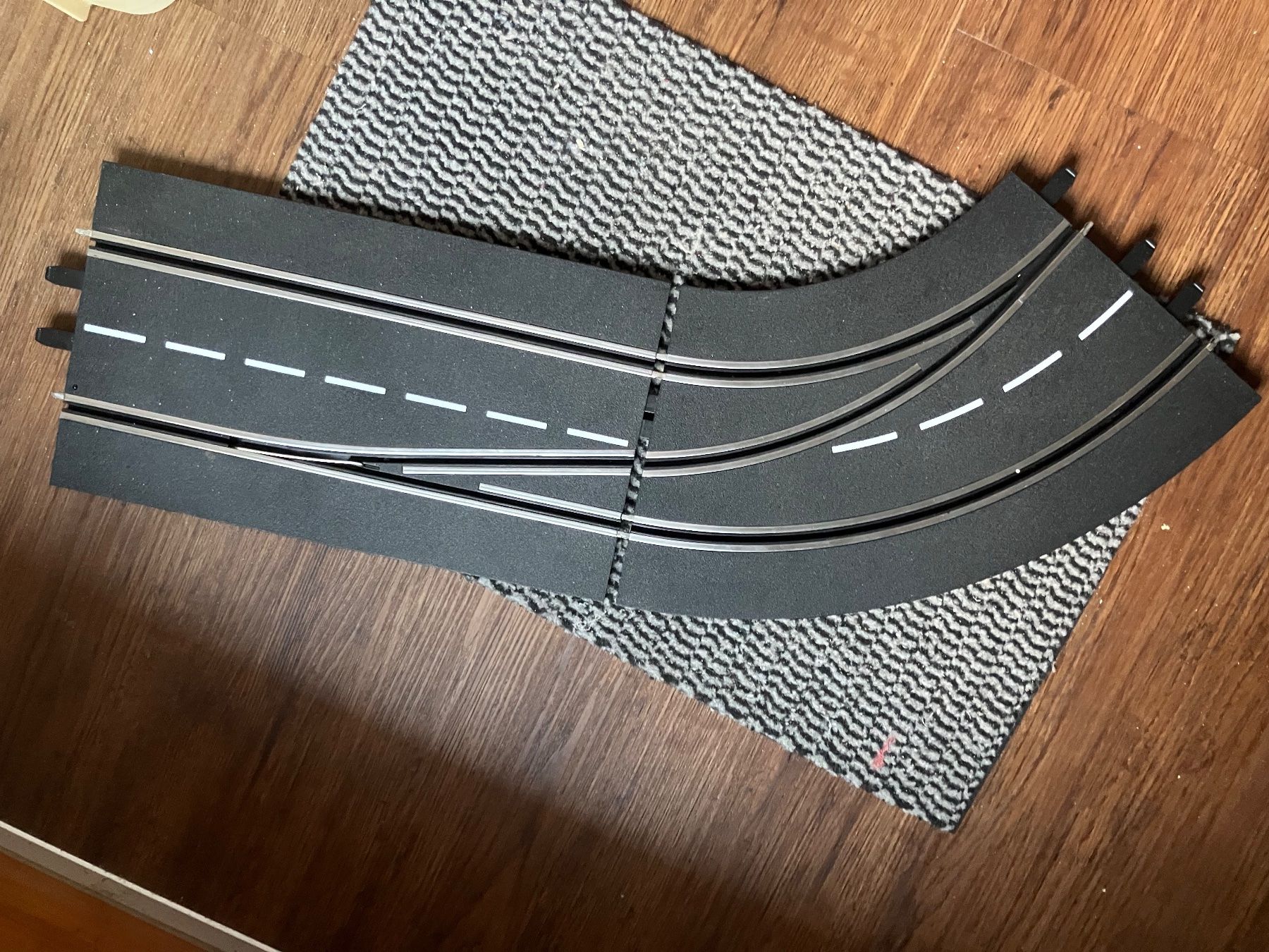 Carrera Piste: Carrera Digital 132/124 Weiche links – Usato da Möriken AG venduto da schmueke01