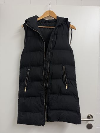 Zara quilted vest long black with hood new condition