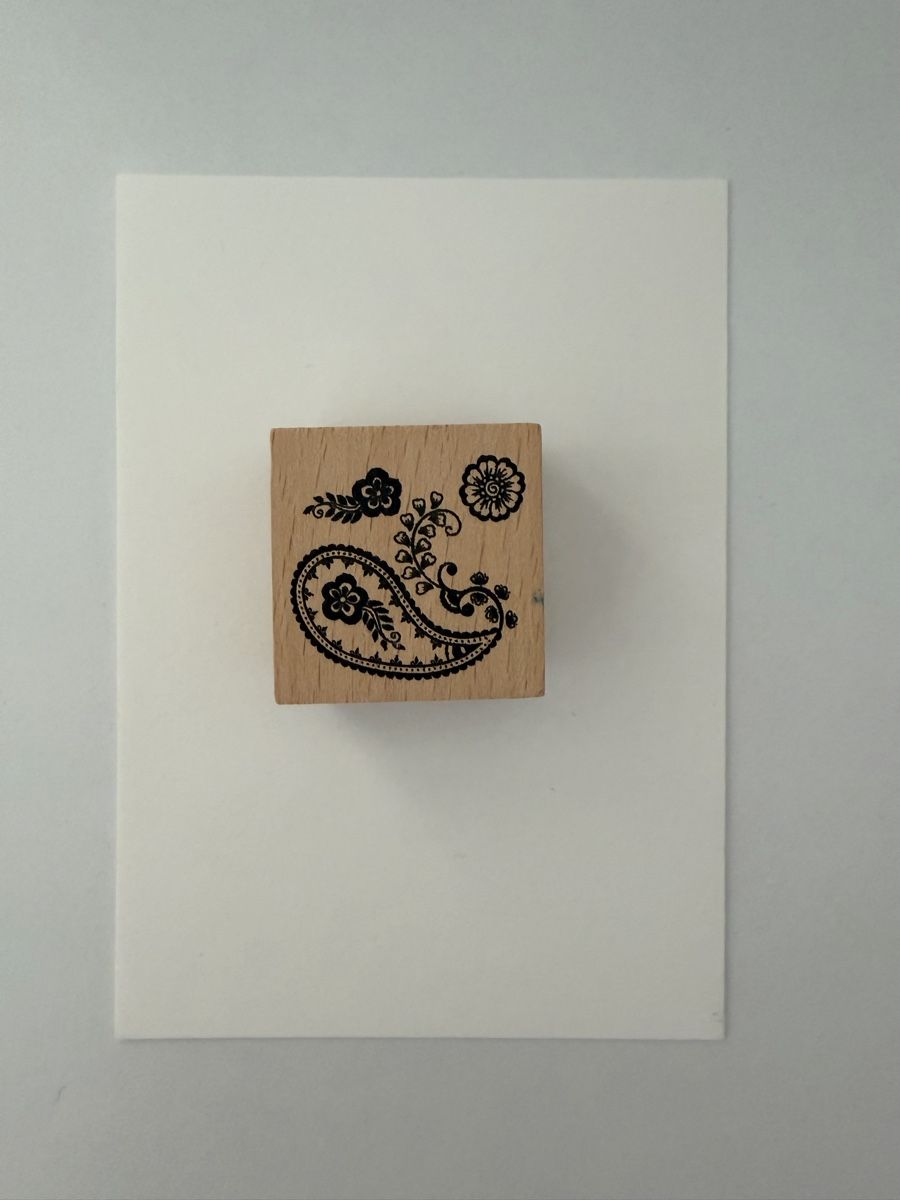 Timbri: Rubber Stamp Paisley pattern good condition – Usato da Thun venduto da dar_fz6y