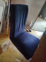 4 Stühle mit passendemTisch