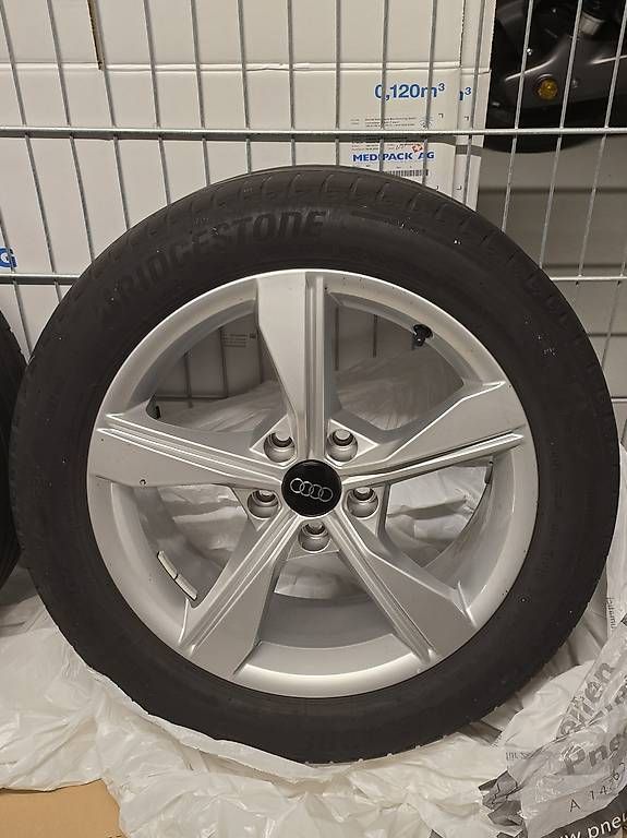 Audi Pneumatici & Ruote complete: Audi A4 Sommerräder 17 Zoll – Usato da Winterthur venduto da stevun 4