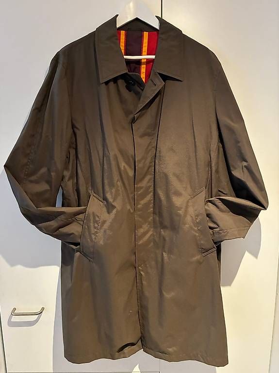 Hugo Boss Cappotti: Hugo Boss Regenmantel – Usato da Zürich venduto da 36b_fx96