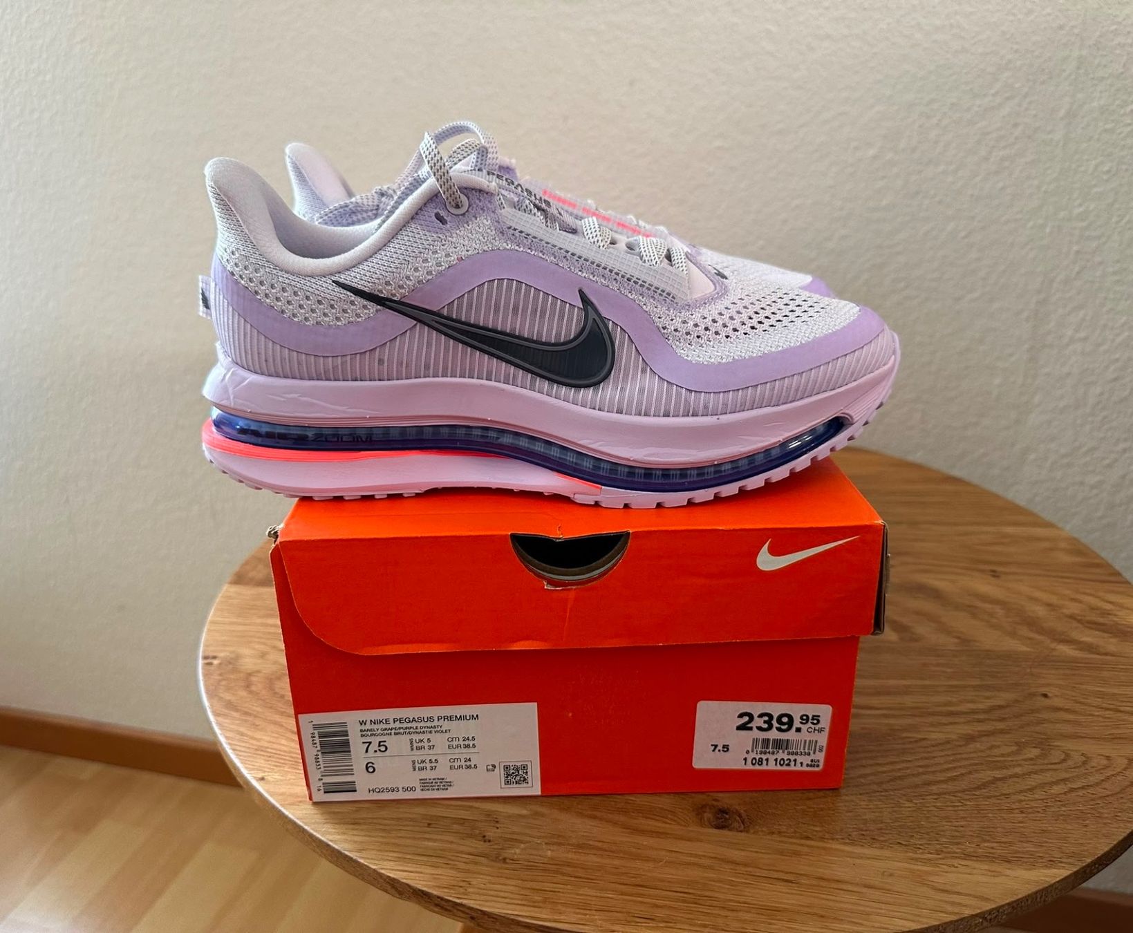 Nike Scarpe da donna: Nike Pegasus Premium Gr 38.5 Neu – Nuovo e nell'imballaggio originale da Zürich venduto da Herbion1 9