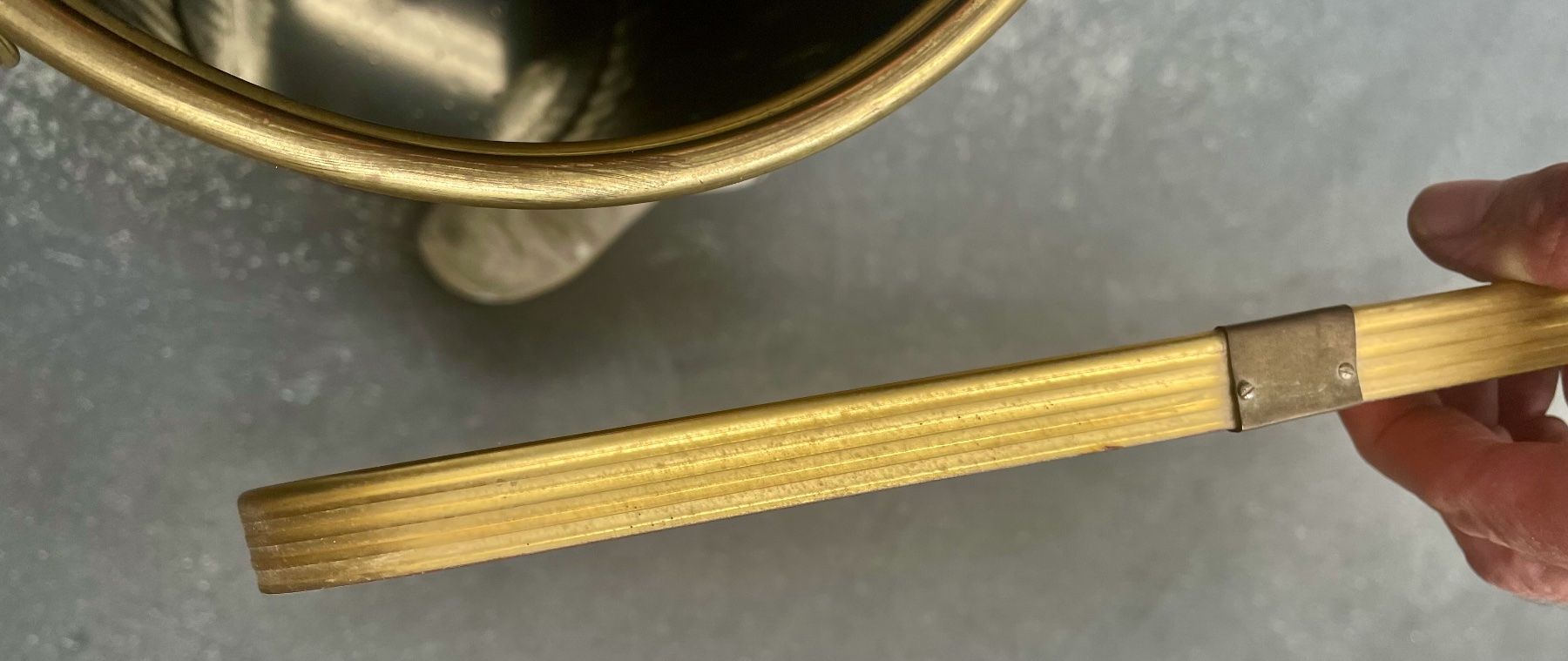 Specchi: SCHIRMHALTER UND SPIEGEL AUS DEN SECHZIGERN – Usato da luzern venduto da Glieve 5
