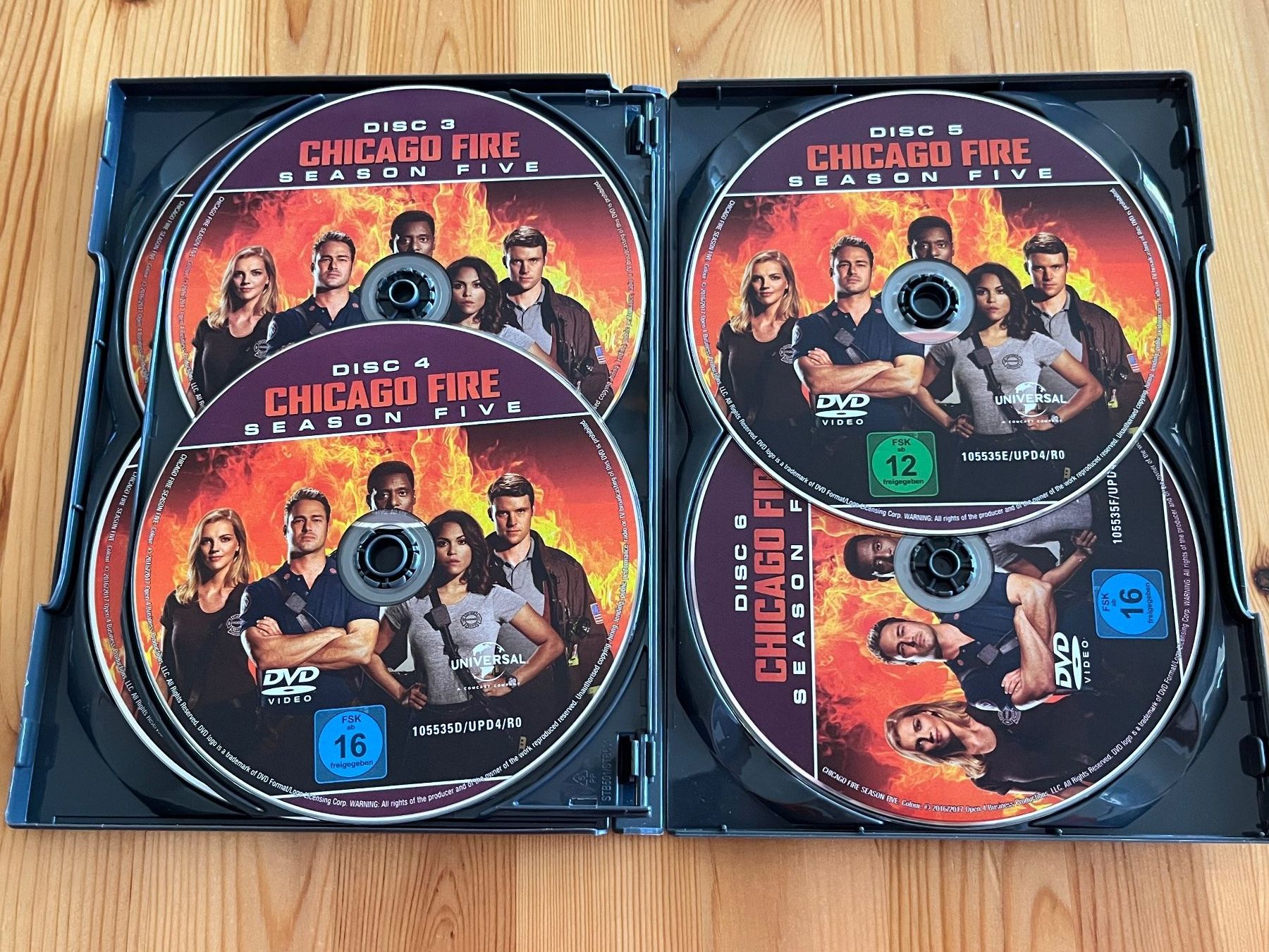 Tutti i DVDs: Chicago Fire Staffel 5 DVD Box Set – Usato da Zürich venduto da Gurkis 4